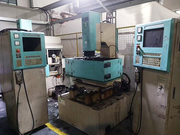 �Ͽ͑�����ʮ�����Ⱥ���𻨙C(j��)