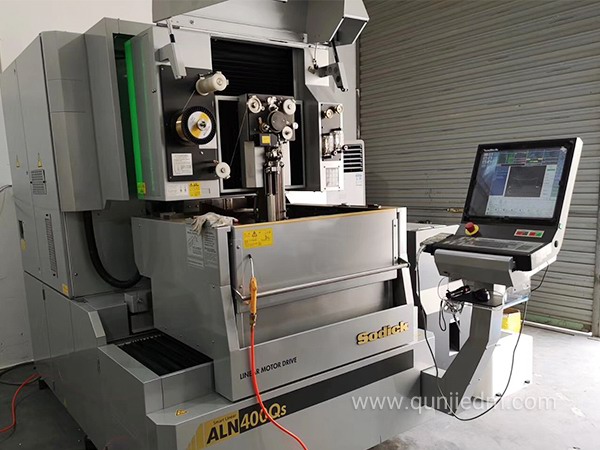 Sodick ɳ�Ͽ����߽z ALN400Qs �C(j��)